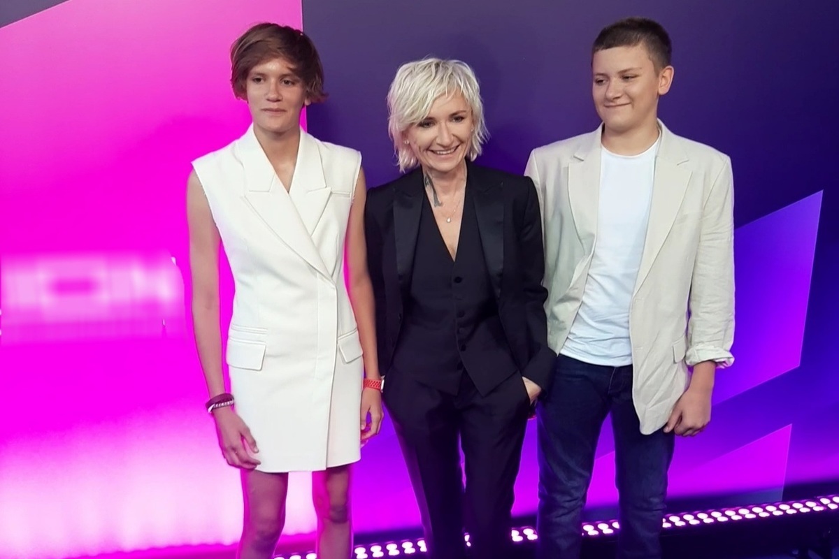 Диана Арбенина с детьми-двойняшками. 