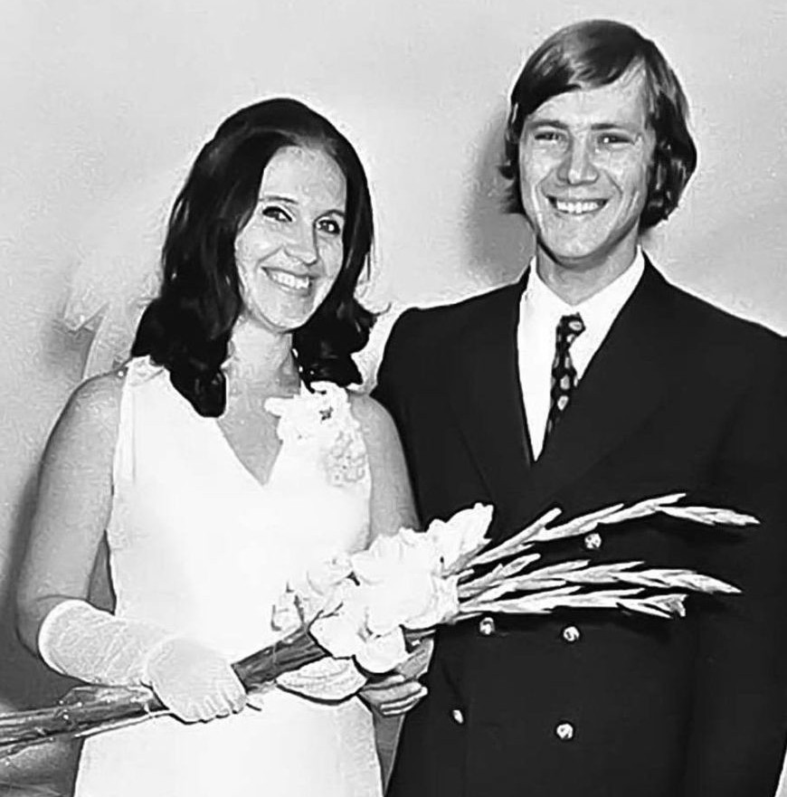 Надежда Бабкина и Владимир Заседателев. Надежда Бабкина и Владимир Заседателев.