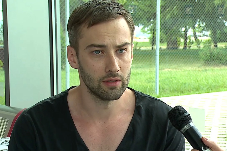 Дмитрий Шепелев заявлял, что на него напал отец Жанны Фриске. Дмитрий Шепелев заявлял, что на него напал отец Жанны Фриске.