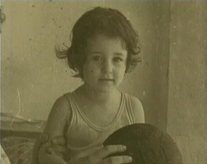 Тамара Гвердцители в детстве. Тамара Гвердцители в детстве.