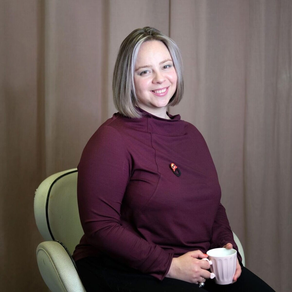 Александра Харатьян - старший ребёнок Дмитрия. Александра Харатьян - старший ребёнок Дмитрия.