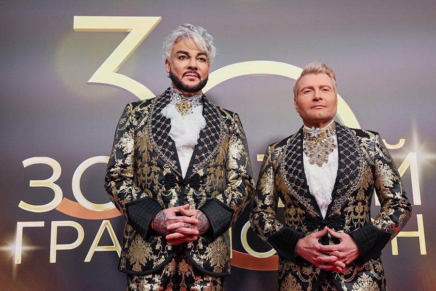 Филипп Киркоров считает Баскова близким другом.