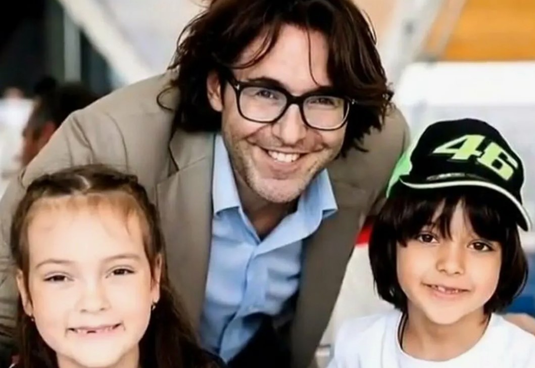 Андрей Малахов - крестный отец детей Киркорова. Андрей Малахов - крестный отец детей Киркорова.