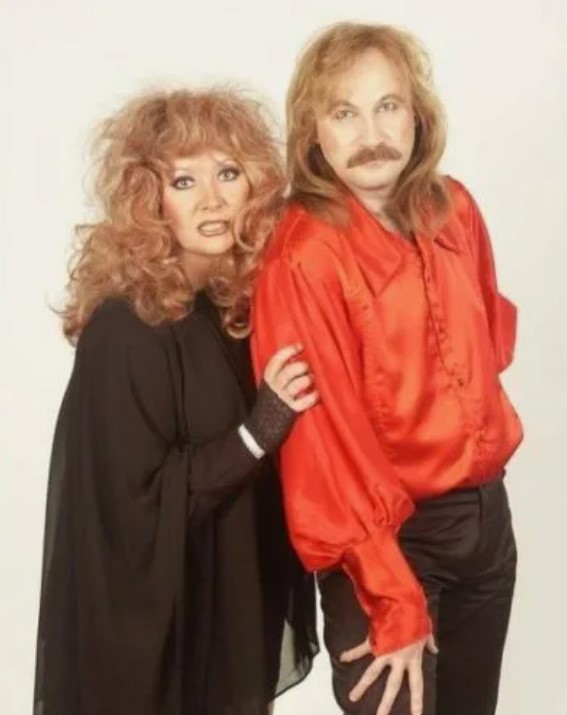 Алла Пугачева обиделась на Игоря Николаева. Алла Пугачева обиделась на Игоря Николаева.