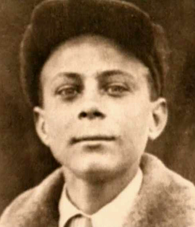 Евгений Матвеев родом из Украины. Евгений Матвеев родом из Украины.