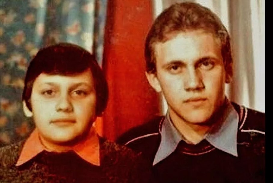Стас Михайлов со старшим братом. Стас Михайлов со старшим братом.