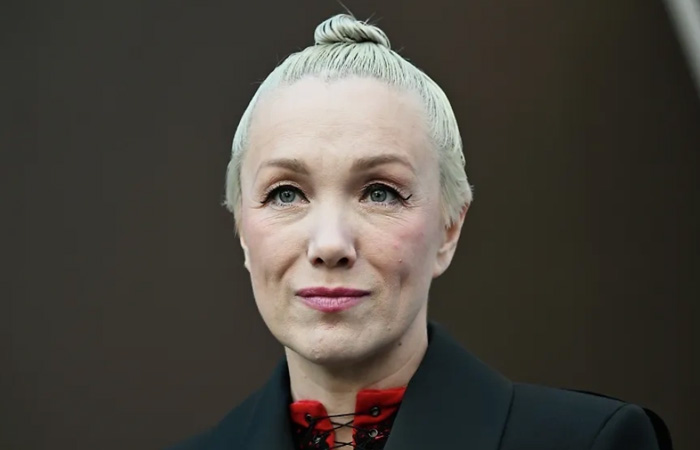 Не попала на похороны мамы, а отца делила с подругой: За что Дарья Мороз благодарна Ксении Собчак 