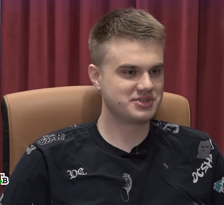 Старему сыну Натали диагностировали биполярное расстройство.. Старему сыну Натали диагностировали биполярное расстройство..