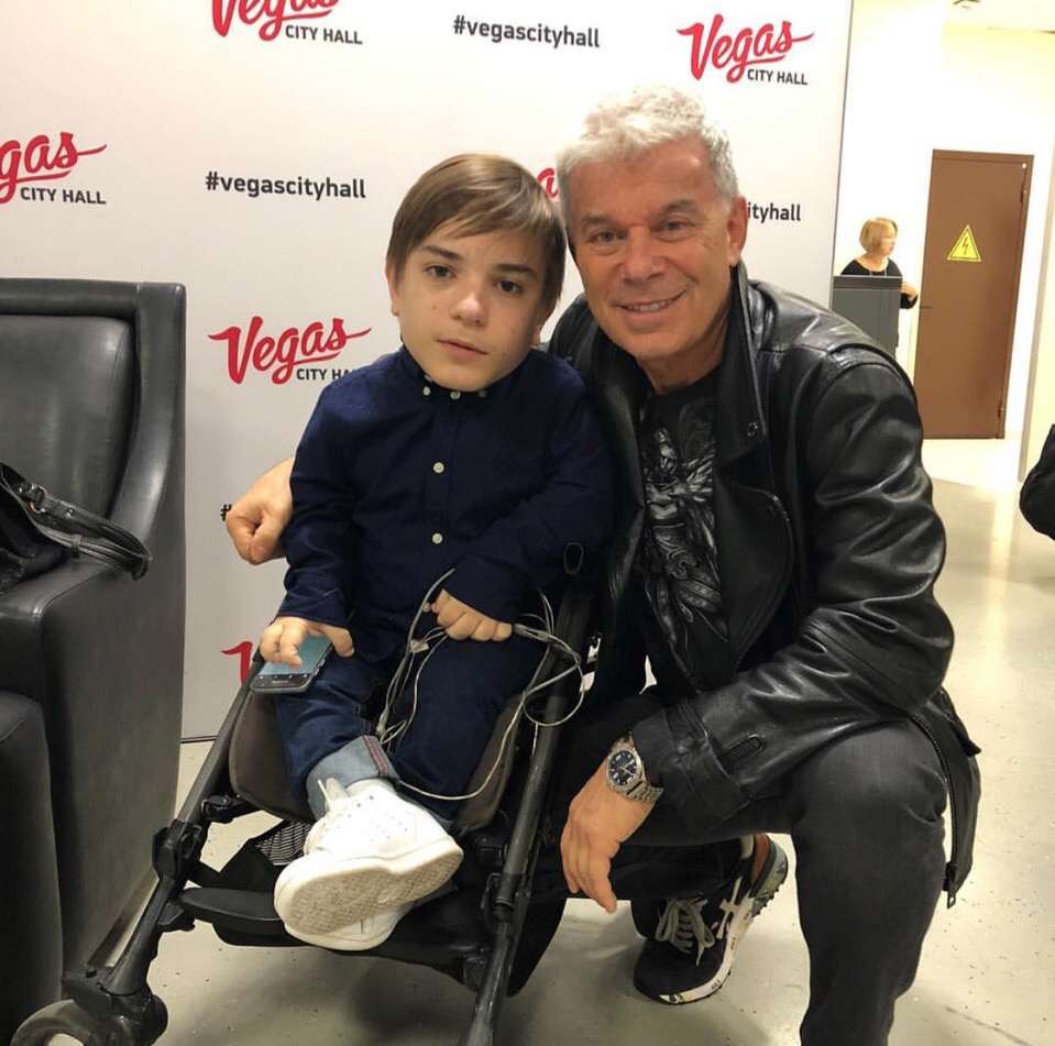 Данил Плужников и Олег Газманов. Данил Плужников и Олег Газманов.