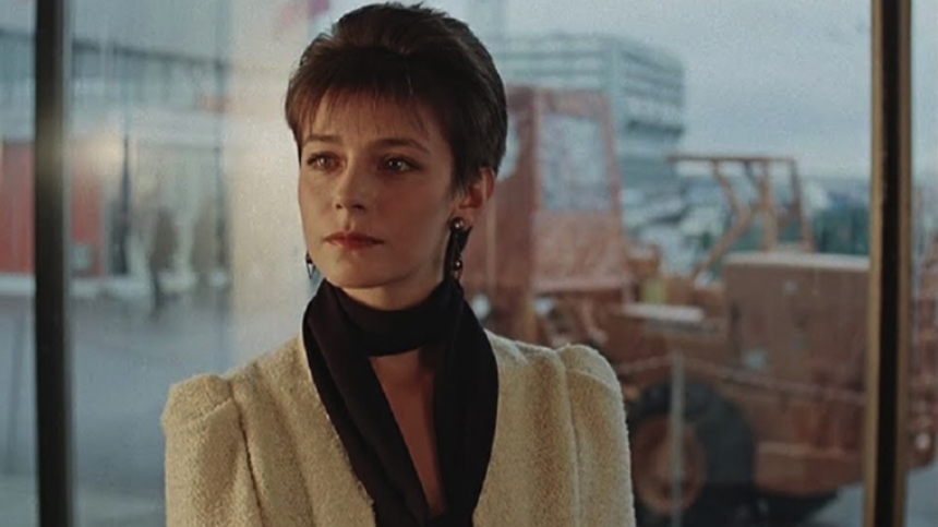 Елена Сафонова 5 лет жила в Париже. Елена Сафонова 5 лет жила в Париже.