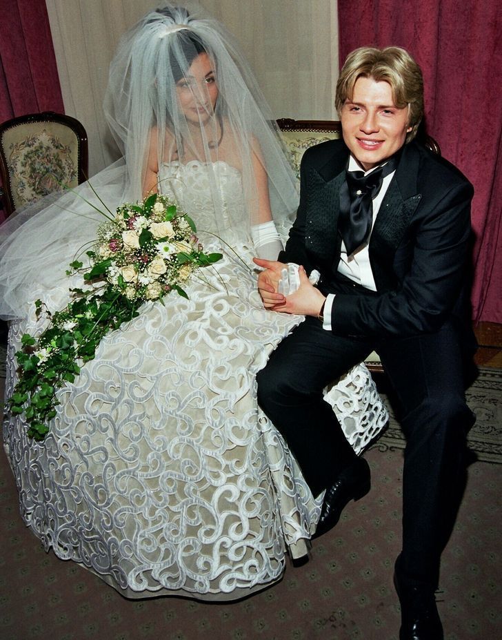 Светлана Шпигель и Николай Басков сыграли роскошную свадьбу. Светлана Шпигель и Николай Басков сыграли роскошную свадьбу.