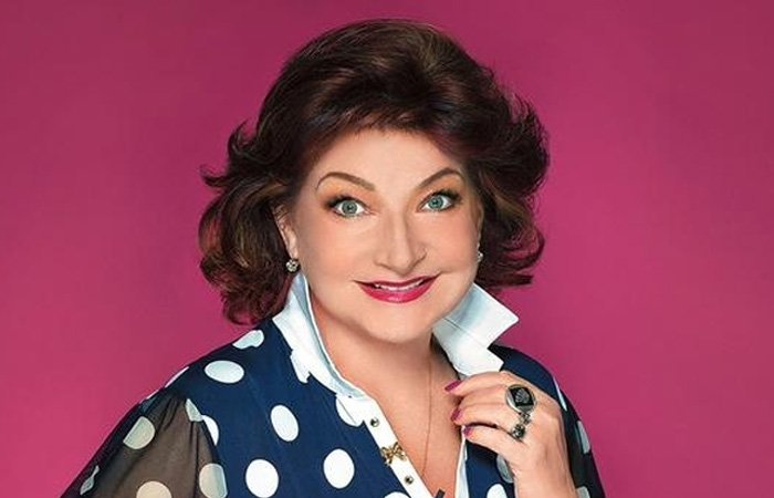 Уехала в США и живёт с молодым бойфрендом: Куда после развода с Петросяном пропала Елена Степаненко, и что известно о её первом муже?