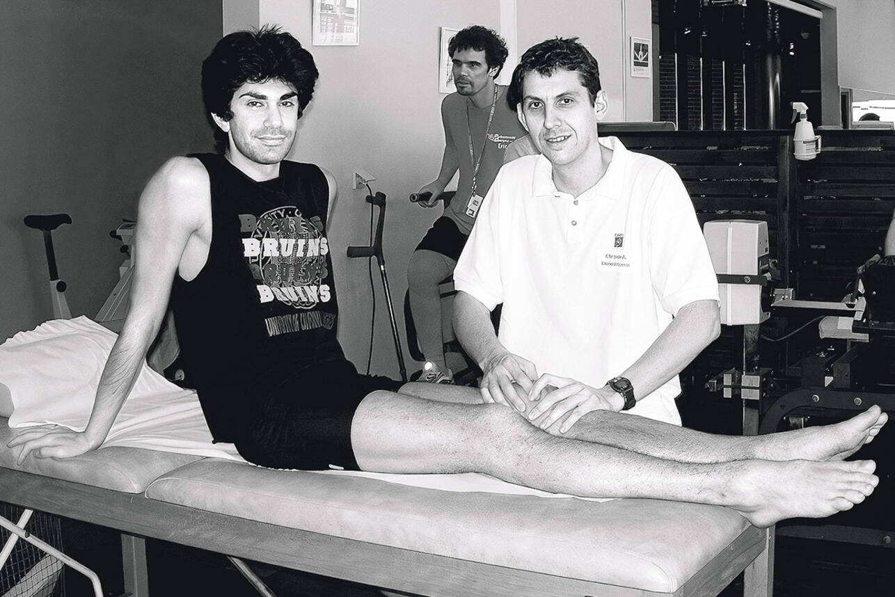 Николай Цискаридзе получил серьезную травму колена. Николай Цискаридзе получил серьезную травму колена.