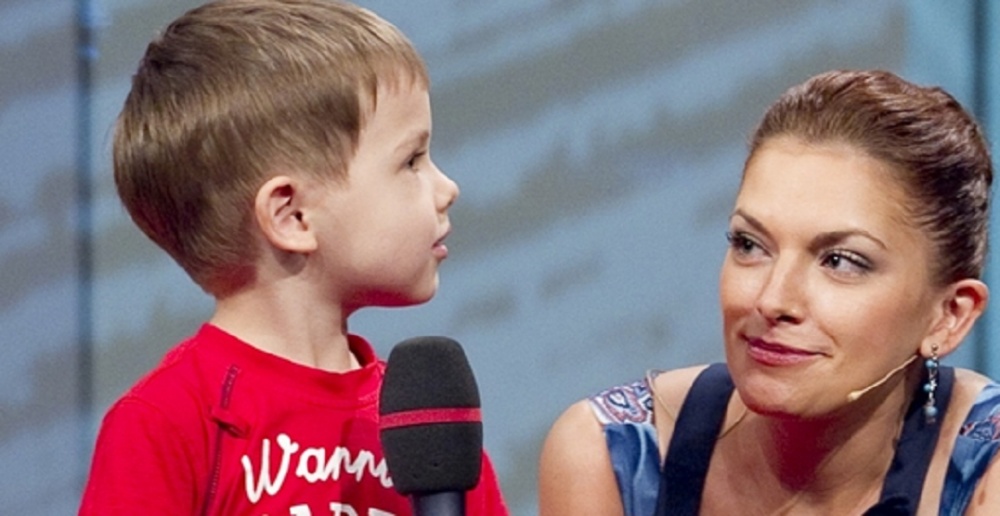 Наталья Юнникова с сыном Роланом. Наталья Юнникова с сыном Роланом.