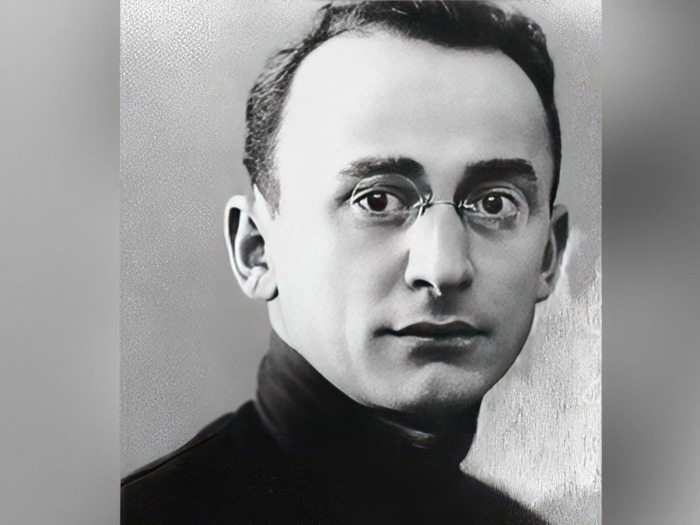  Берия был хитрым и подозрительным человеком.