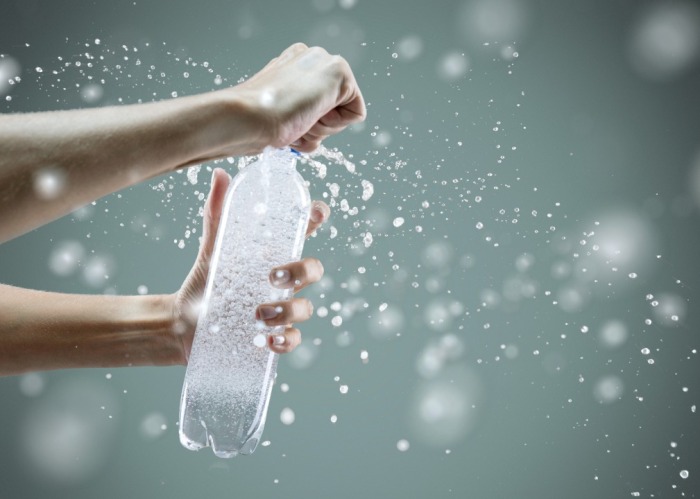 Виктор Крюков сравнил шахту с бутылкой газировки. Виктор Крюков сравнил шахту с бутылкой газировки.