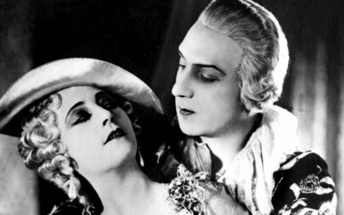 Джакомо Казанова был потрясен бесстрашием и умом русских женщин. Джакомо Казанова был потрясен бесстрашием и умом русских женщин.