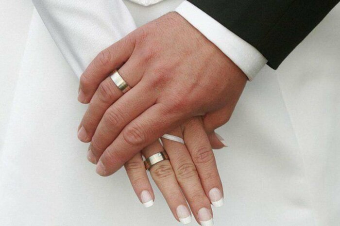 Обручальное кольцо — символ любви и верности. / www.krasavica.info Обручальное кольцо — символ любви и верности. / www.krasavica.info