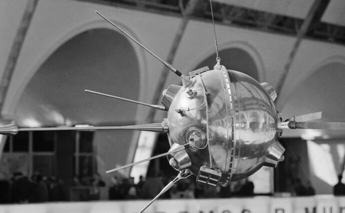 14 сентября 1959 года  станция Е-1А совершила посадку на Луне.