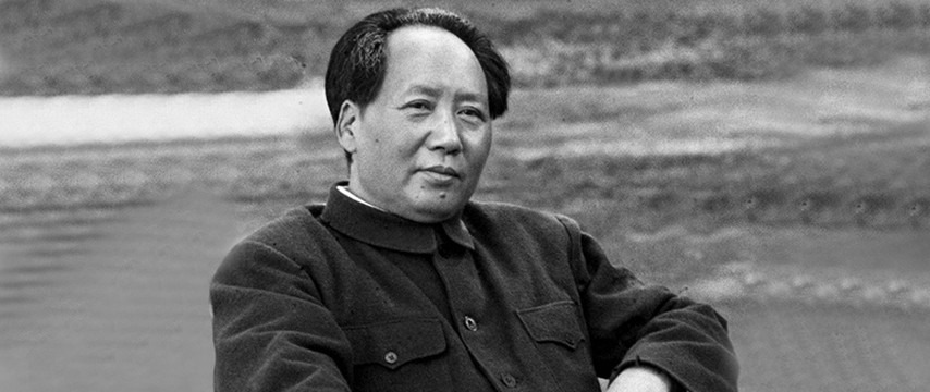 Мао  отказывался чистить зубы и полоскал и рот чаем.