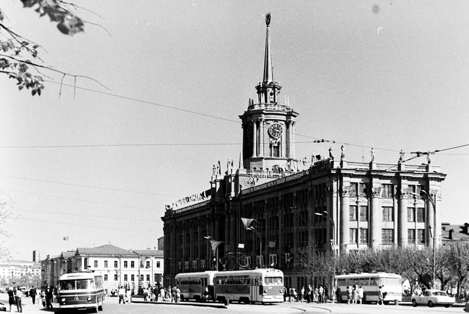 Во время Великой отечественной войны Екатеринбург стал резервным командным центром.