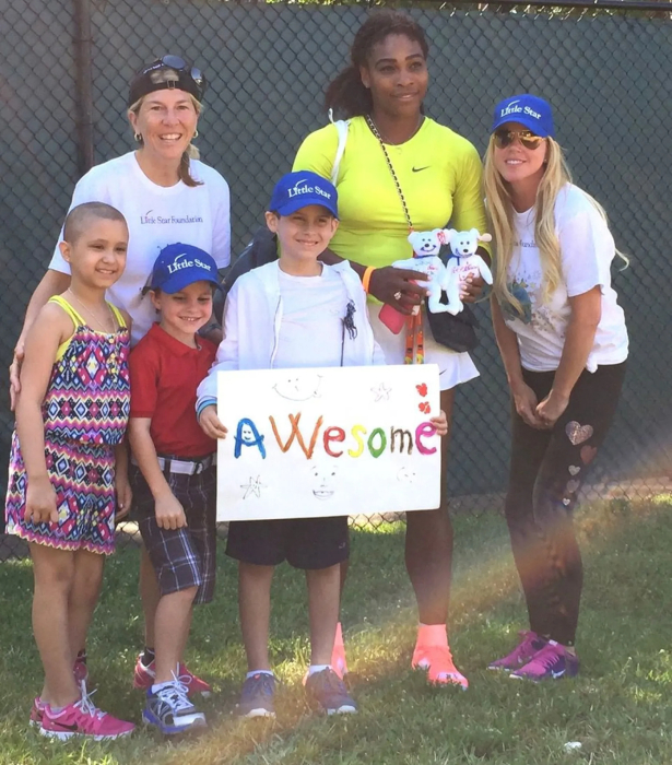 Андеа Йегер с Сереной Уильямс и детьми Андеа Йегер с Сереной Уильямс и детьми