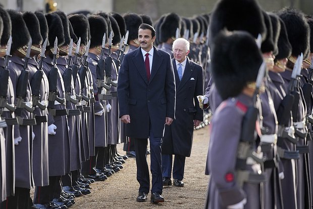 Эмир Катара Тамим ибн Хамад аль-Тани и король Великобритании Карл III. Лондон, 2024 год