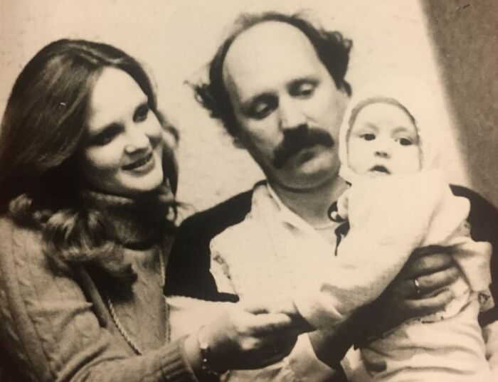 Светлана Пенкина и Владимир Мулявин с сыном. / Фото: zviazda.by Светлана Пенкина и Владимир Мулявин с сыном. / Фото: zviazda.by