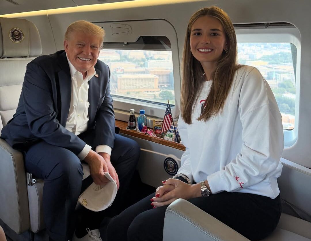 К;ай с дедушкой Дональдом Трампом К;ай с дедушкой Дональдом Трампом