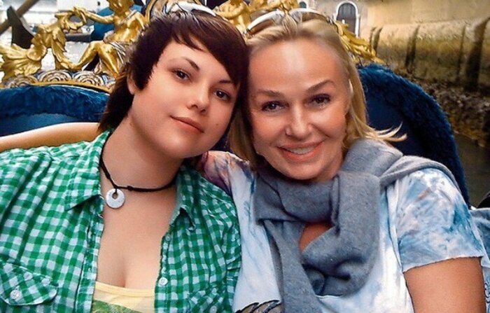 Настасия Шелл и Наталья Андрейченко./Фото.in-wiki.com Настасия Шелл и Наталья Андрейченко./Фото.in-wiki.com