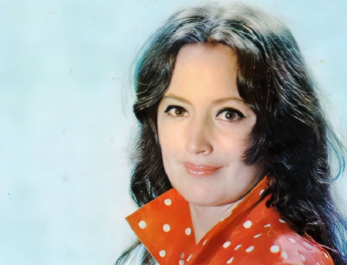 «Грузинам нужен гарем»: Почему обрадовалась разводу после 20 лет брака и с кем нашла счастье актриса Ариадна Шенгелая 