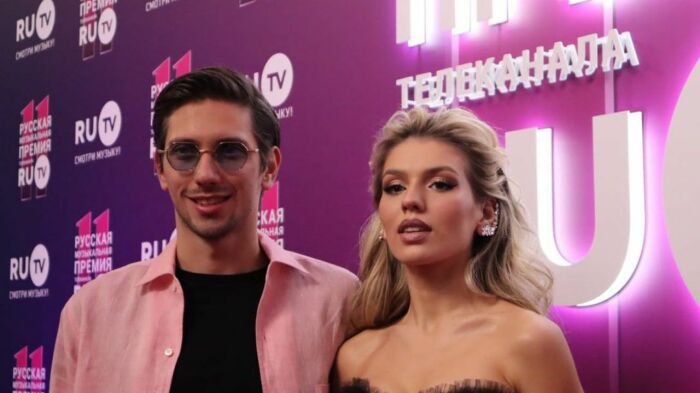 Люся Чеботина и ЮрКисс./Фото.m.123ru.net