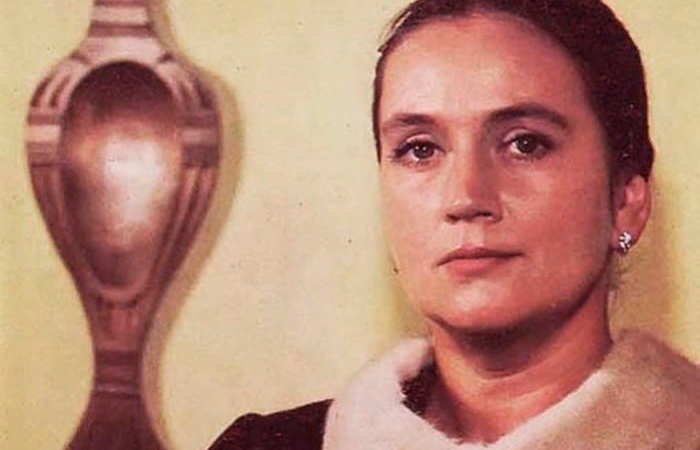 Актриса Ирина Бунина Актриса Ирина Бунина