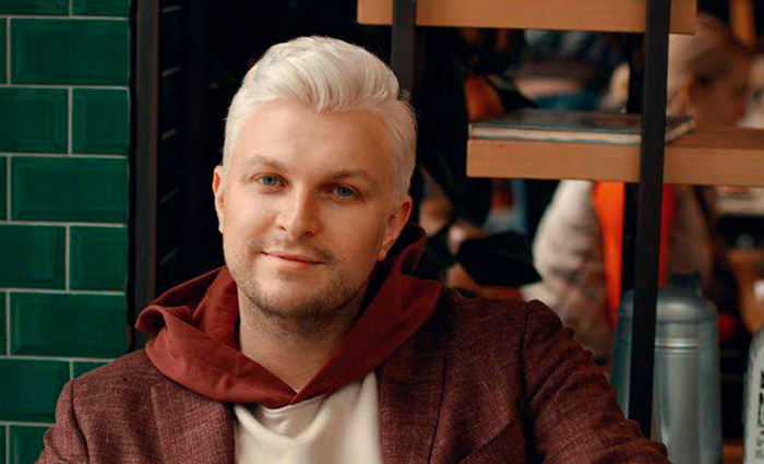 Хотел стать поваром, а оказался на Рублевке и мечтает о Киркорове: История успеха Ильи Кремера