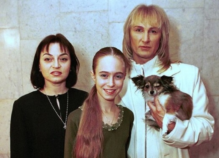 Елена Иванова, Александр Иванов, Карина Елена Иванова, Александр Иванов, Карина