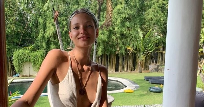 Алеся Кафельникова на Бали Алеся Кафельникова на Бали