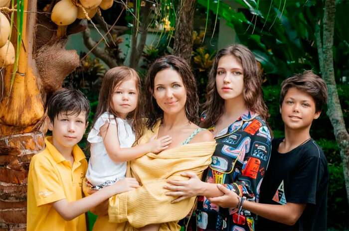 Екатерина Климова с детьми Екатерина Климова с детьми