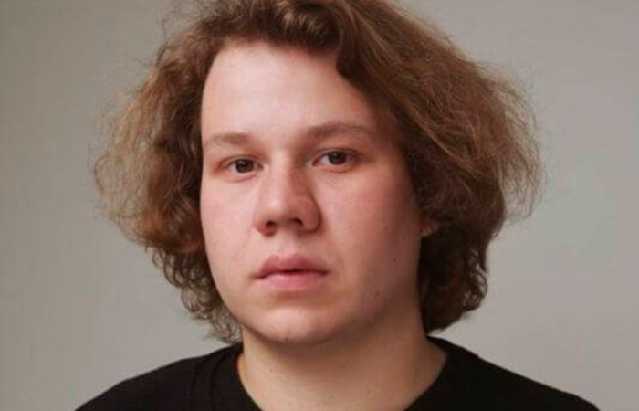 Павел Комаров