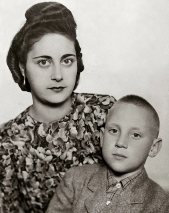 Евгения Высоцкая с Владимиром Высоцким