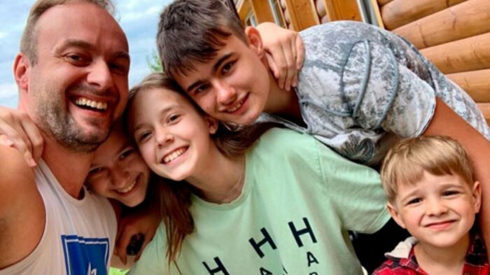 Максим Щеглов, Катя, Маша, Илья, Лука