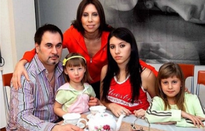 Валерий Меладзе и Ирина Малухина с дочерьми