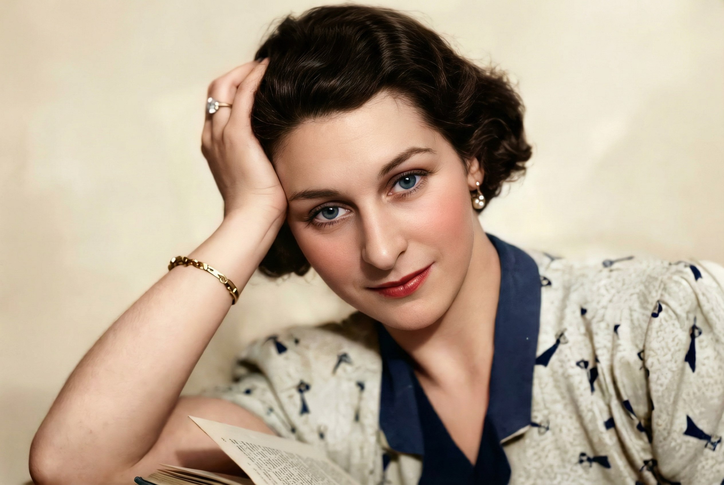 Как стала «стрекозой Сталина» потомственная дворянка Ольга Лепешинская, и За что отправили в тюрьму её мужа-генерала