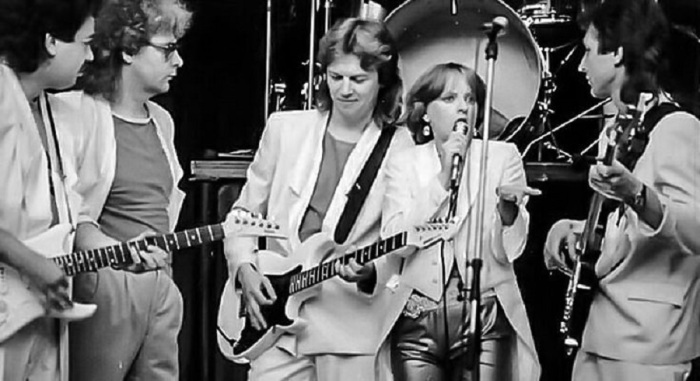 Светлана Лазарева и ВИА «Синяя птица» ./Фото.Pinterest