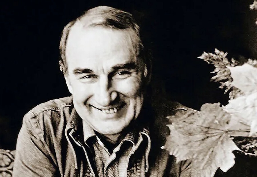 Валентин Ежов Валентин Ежов