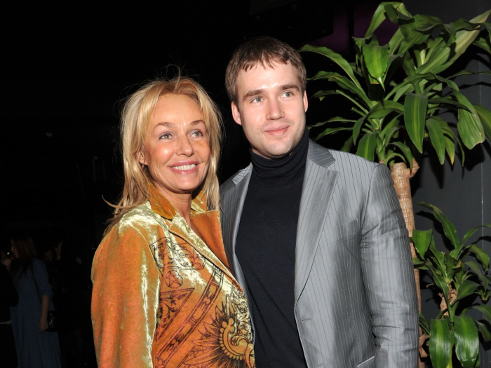 Наталья Андрейченко с сыном Дмитрием./Фото.yandex.ru Наталья Андрейченко с сыном Дмитрием./Фото.yandex.ru