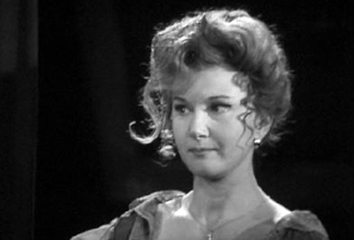 Раиса Максимова в фильме Последние Раиса Максимова в фильме Последние