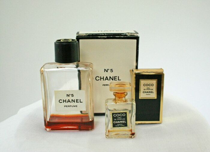 Chanel No. 5 — аромат марки Chanel, созданный 5 мая 1921 года парфюмером Эрнестом Бо.