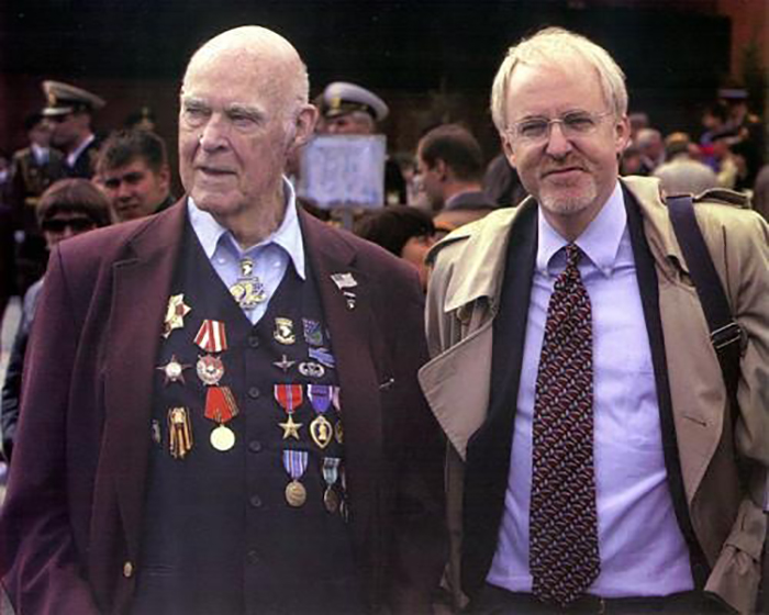 Джозеф Байерли с сыном, послом США в России. / Фото: ucrazy.org