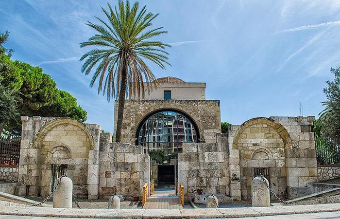 Базилика Сан-Сатурнино, Кальяри, Сардиния. / Фото: en.wikipedia.org