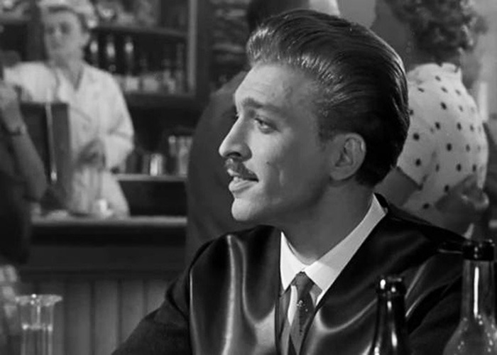 Режиссёры говорили, что он «белая кость» и внешность у него «несоветская». Режиссёры говорили, что он «белая кость» и внешность у него «несоветская».